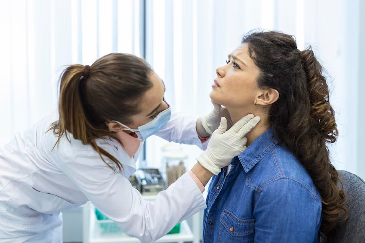Early Symptoms of Thyroid Problems in 2025